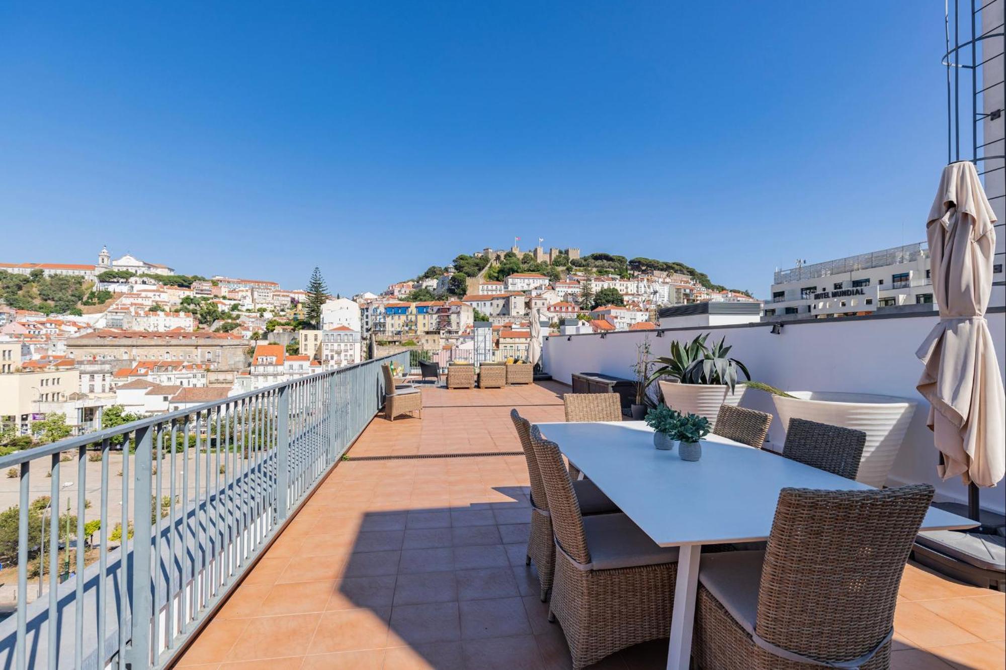 Lovelystay - Breathtaking Panorama - Luxurious Penthouse! ลิสบอน ภายนอก รูปภาพ