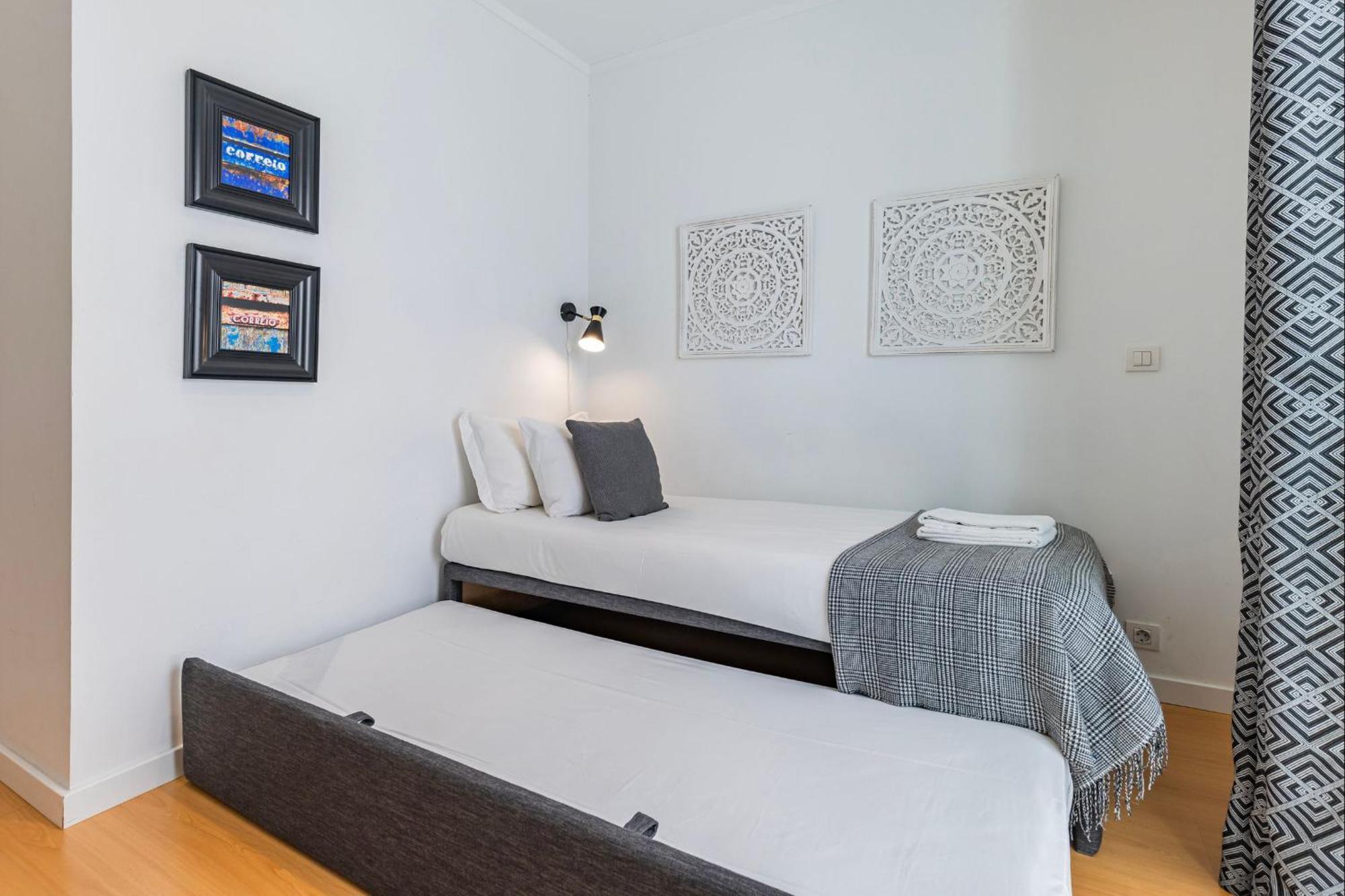 Lovelystay - Breathtaking Panorama - Luxurious Penthouse! ลิสบอน ภายนอก รูปภาพ